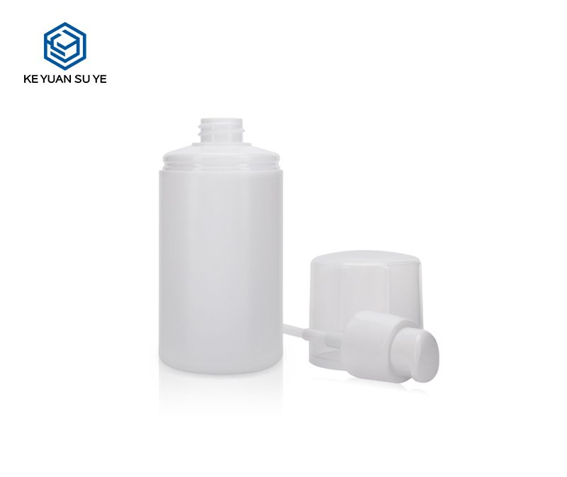 KY077 Lotion Bottle Cosmetic HDPE Plastic Bottle 100ml White Mist Spray and Lid