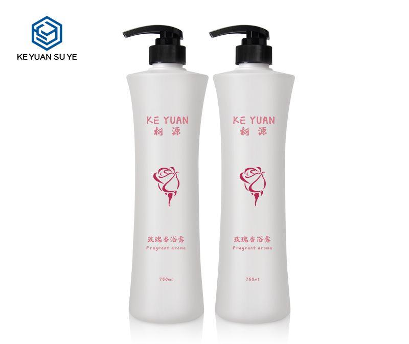 KY166 Slim Waist 750ml Customize Size Flat Shoulder HDPE Plastic Bottle with Spray Pump