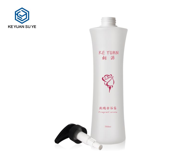 KY166 Slim Waist 750ml Customize Size Flat Shoulder HDPE Plastic Bottle with Spray Pump