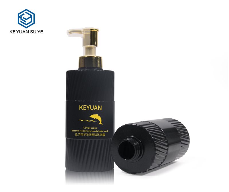 KY186 High Quality Luxury 550ml PET Plastic Flat Shoulder Round Bottle with Gold Lotion Pump