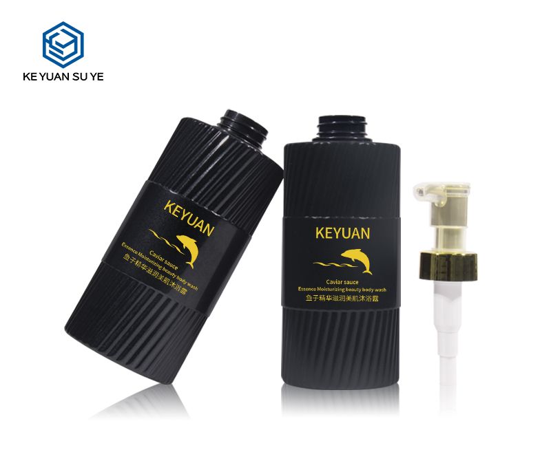 KY186 High Quality Luxury 550ml PET Plastic Flat Shoulder Round Bottle with Gold Lotion Pump